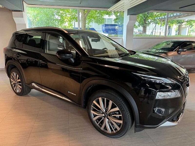 Nissan X-Trail e-Power 4x4  Tekna 'helles Leder' 213 PS