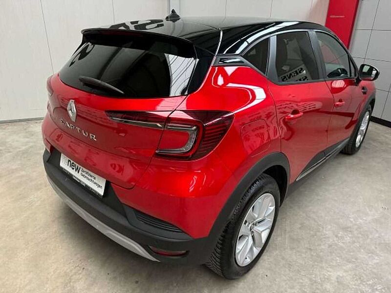 Renault Captur 1.3 TCe 130 EDC Experience