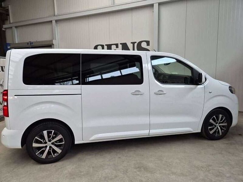 Toyota Proace Verso 2.0 D-4D 150PS L1 Team D*AHK*SHZ*